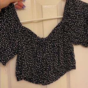 navy and white floral brandy melville crop top